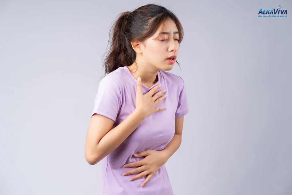 Bệnh dạ dày: Dấu hiệu, nguyên nhân và cách cải thiện trào ngược dạ dày hiệu quả